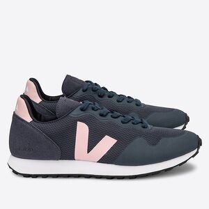 Veja Sdu B Mesh Trainers Blue and Pink Vegan SZ 38